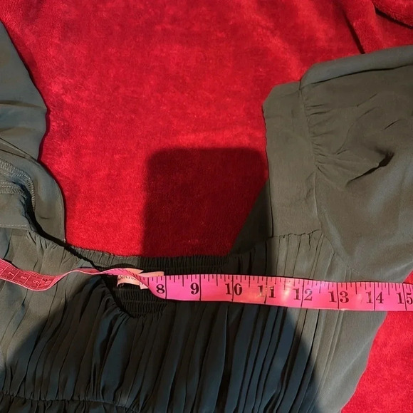 Abercrombie olive green chiffon puff long sleeve blouse Sz S - Picture 13 of 16
